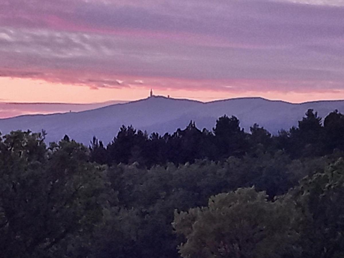 A Ventoux Yourte Monieux ภายนอก รูปภาพ